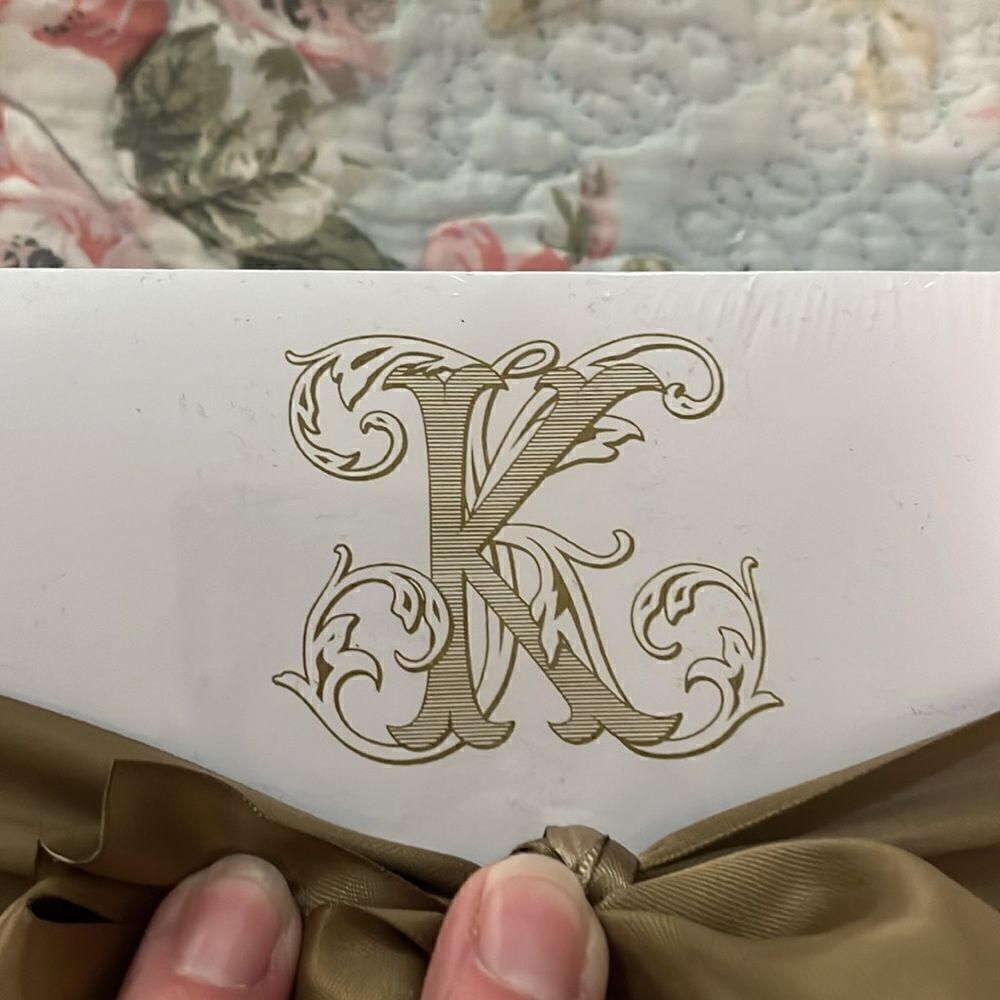 Bundle of scratch paper with K initial - Picture 2 of 5